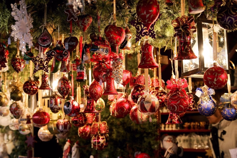 Pixabay-Weihnachtsmarkt-Kugeln